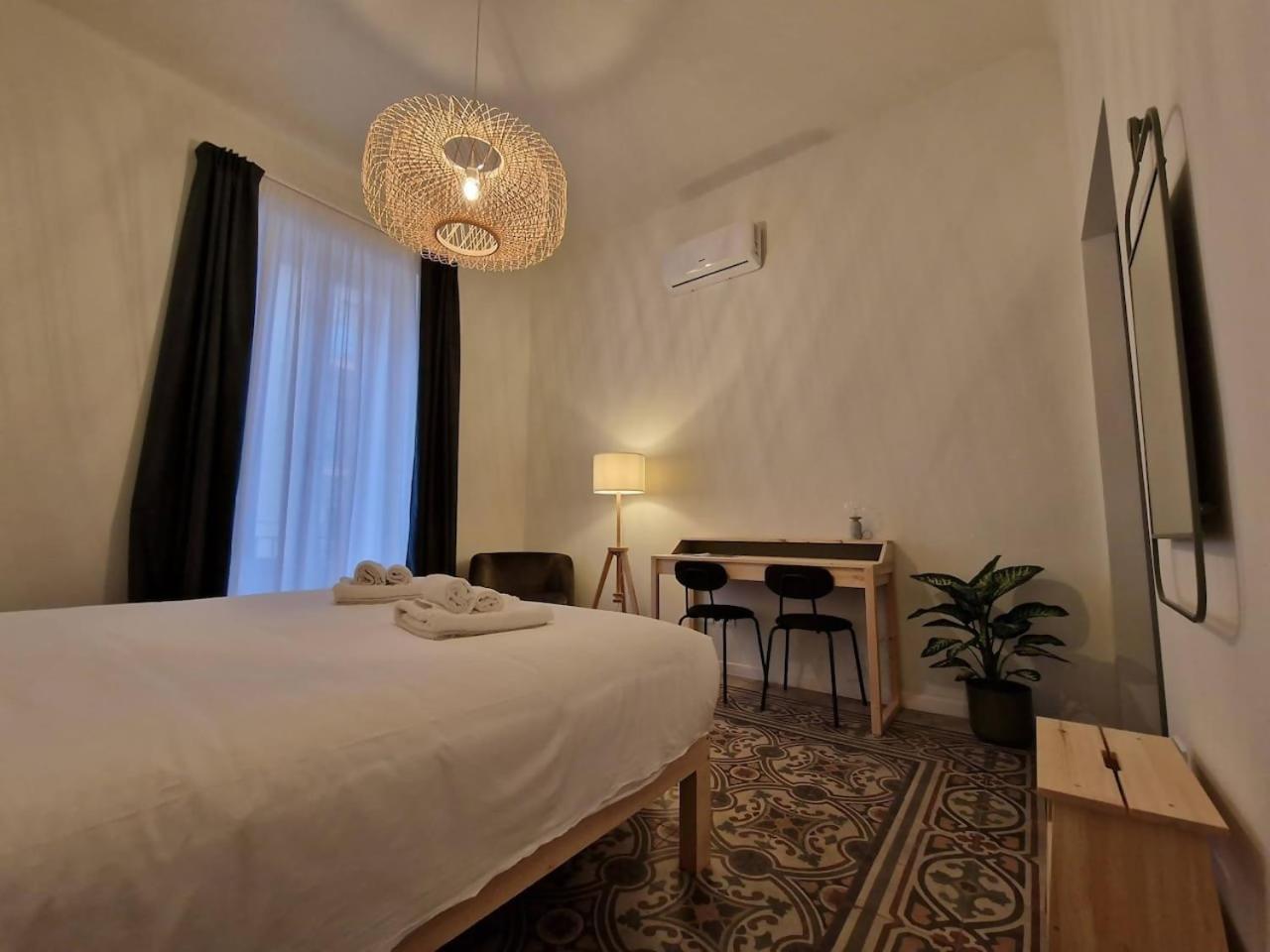 Lostabile Guesthouse & Coworking Bari Kültér fotó