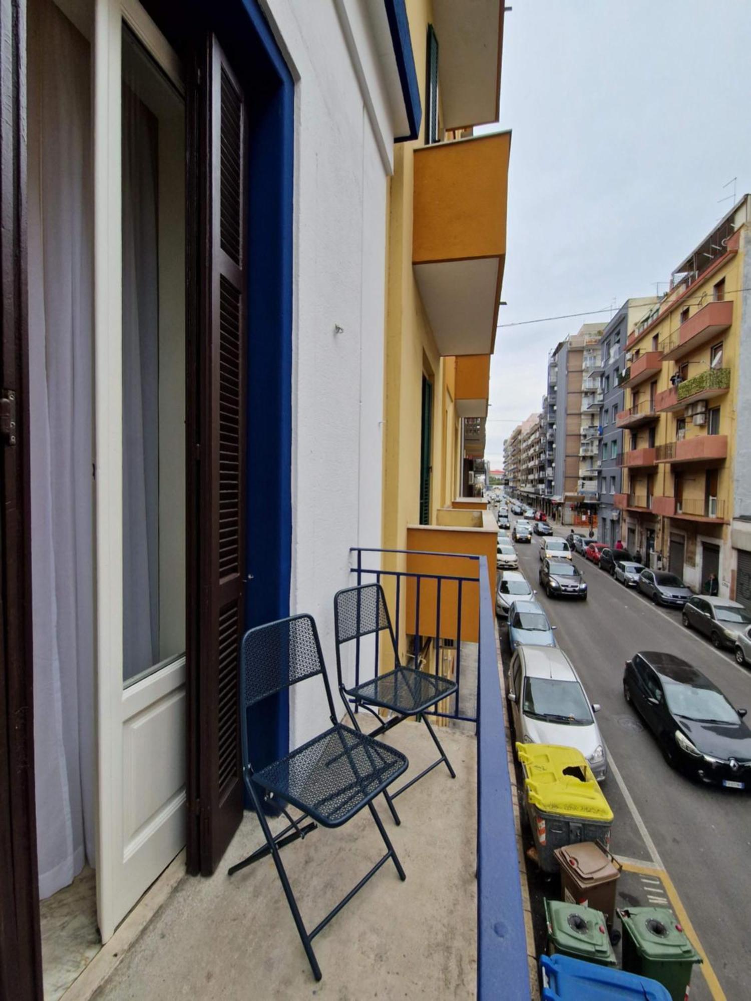 Lostabile Guesthouse & Coworking Bari Kültér fotó
